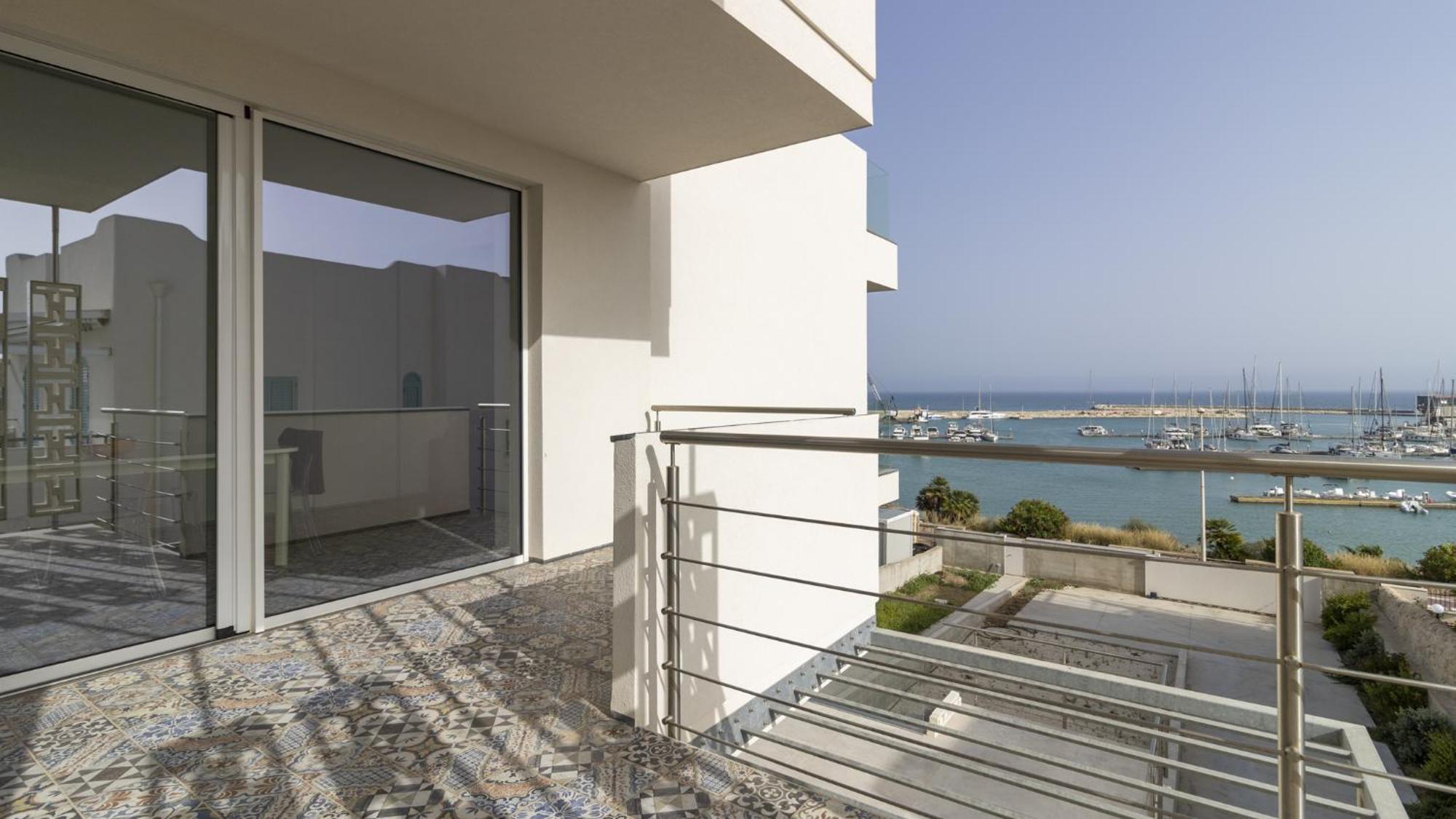 Vista Mare Apartments Marina di Ragusa Exterior photo